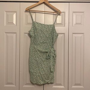 Forever 21 Green Floral Wrap Dress